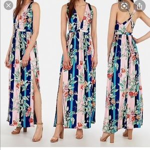 Express floral dress stretchy size small